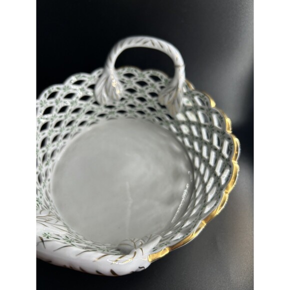 Andrea by Sadek Porcelain Basket Bowl Green & Gold Accents - Picture 5 of 11